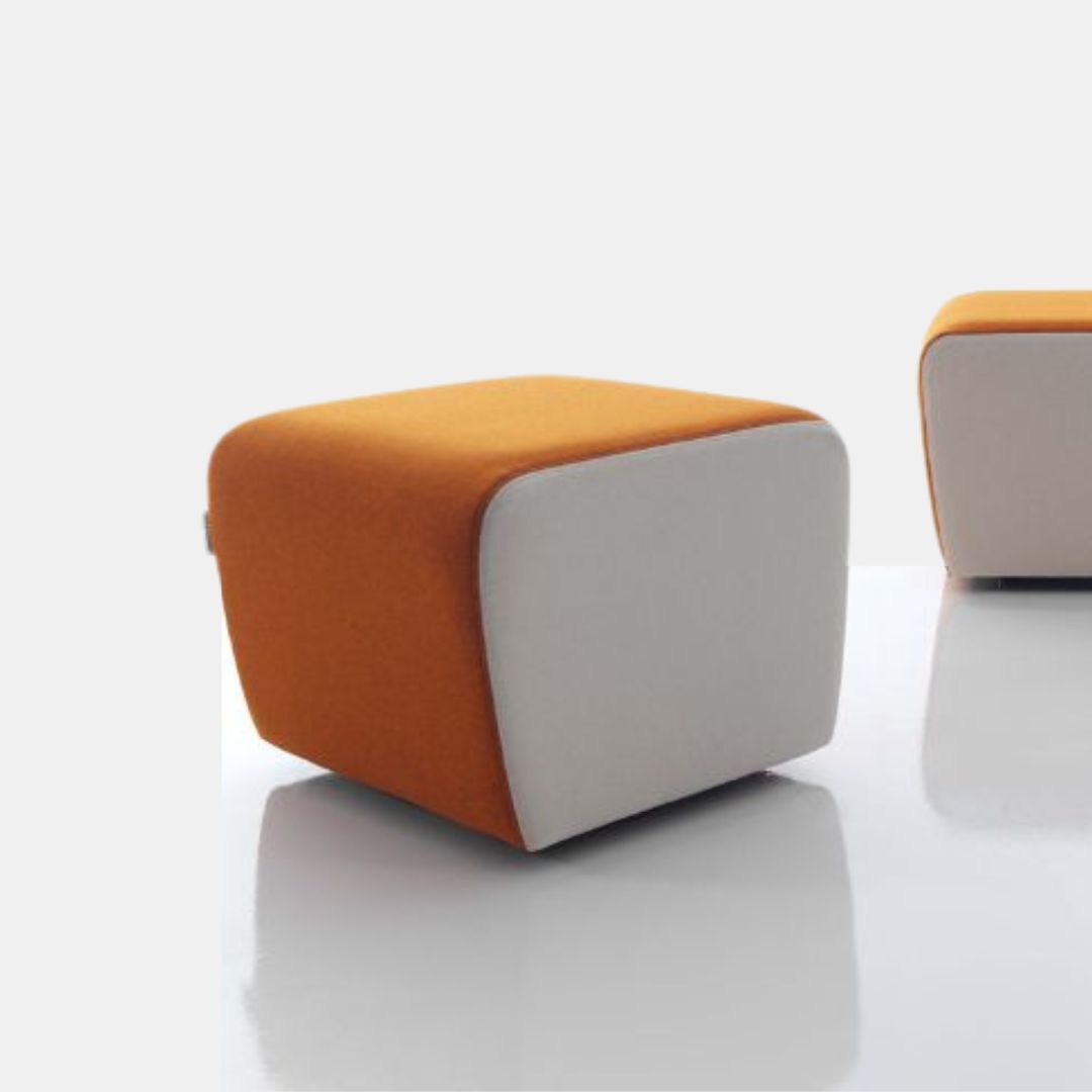 LIVE puff, banco - Mobiliario Beltá Frajumar (1) LIVE puff, banco - Mobiliario Beltá Frajumar (1)