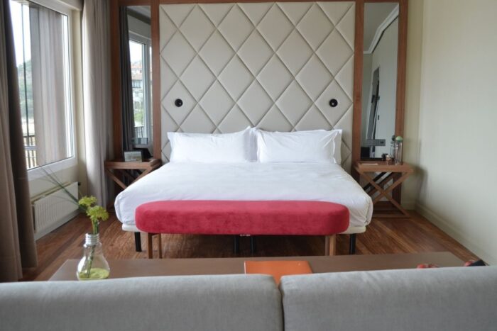 LUMI footboard - Beltá Frajumar Furniture